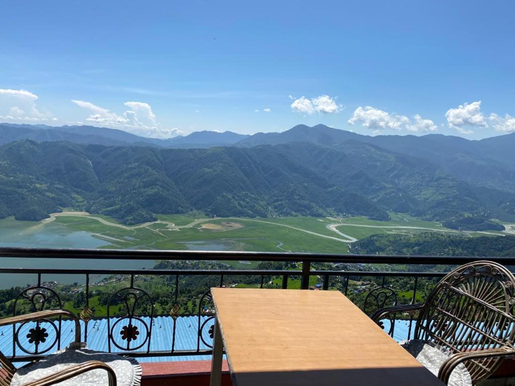 Panoramic View Guest House Sarangkot Покхара Екстер'єр фото