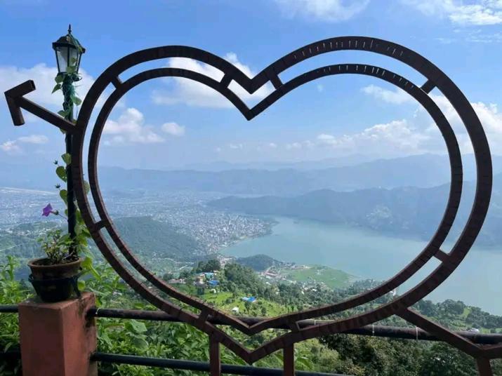 Panoramic View Guest House Sarangkot Покхара Екстер'єр фото