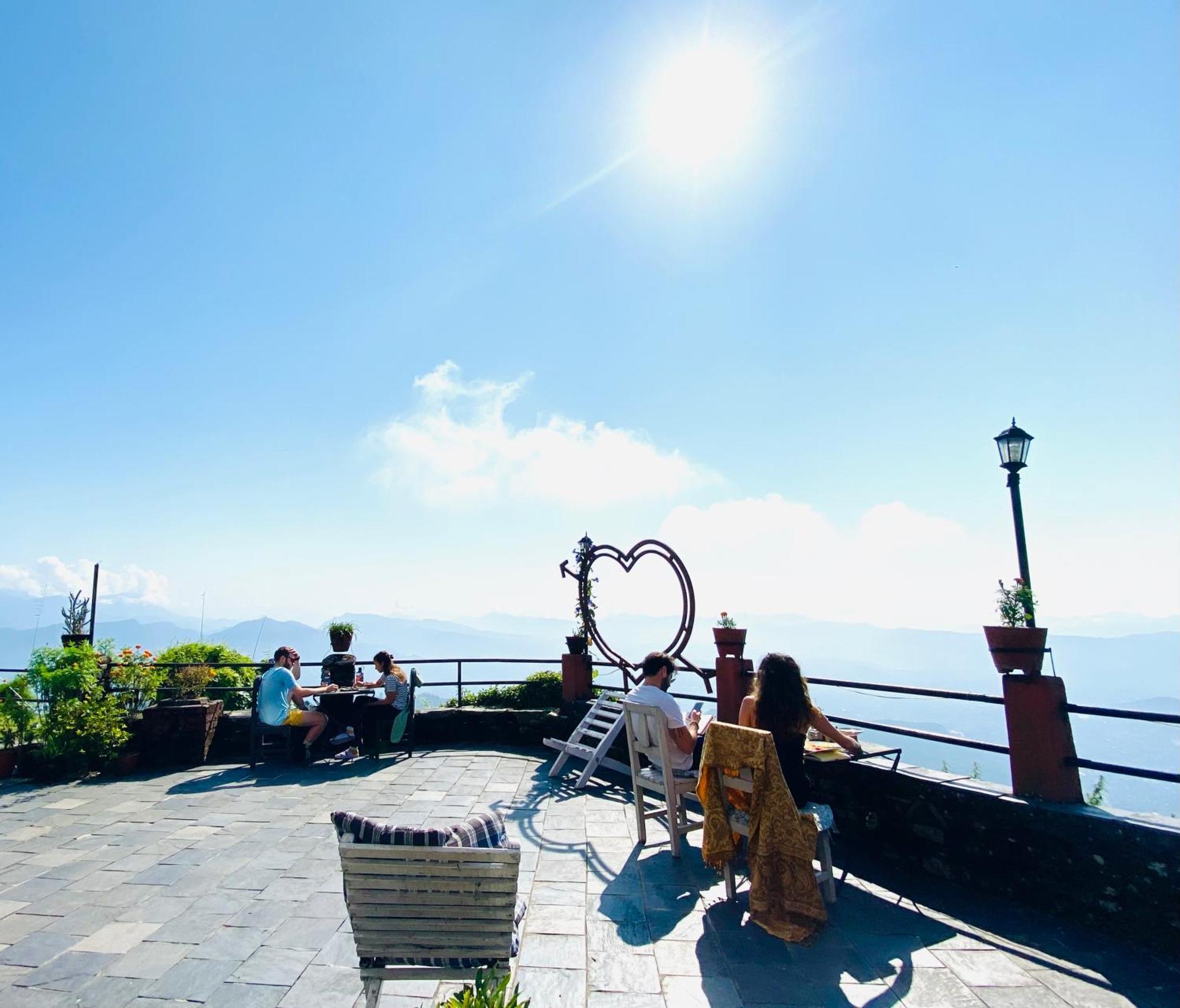 Panoramic View Guest House Sarangkot Покхара Екстер'єр фото