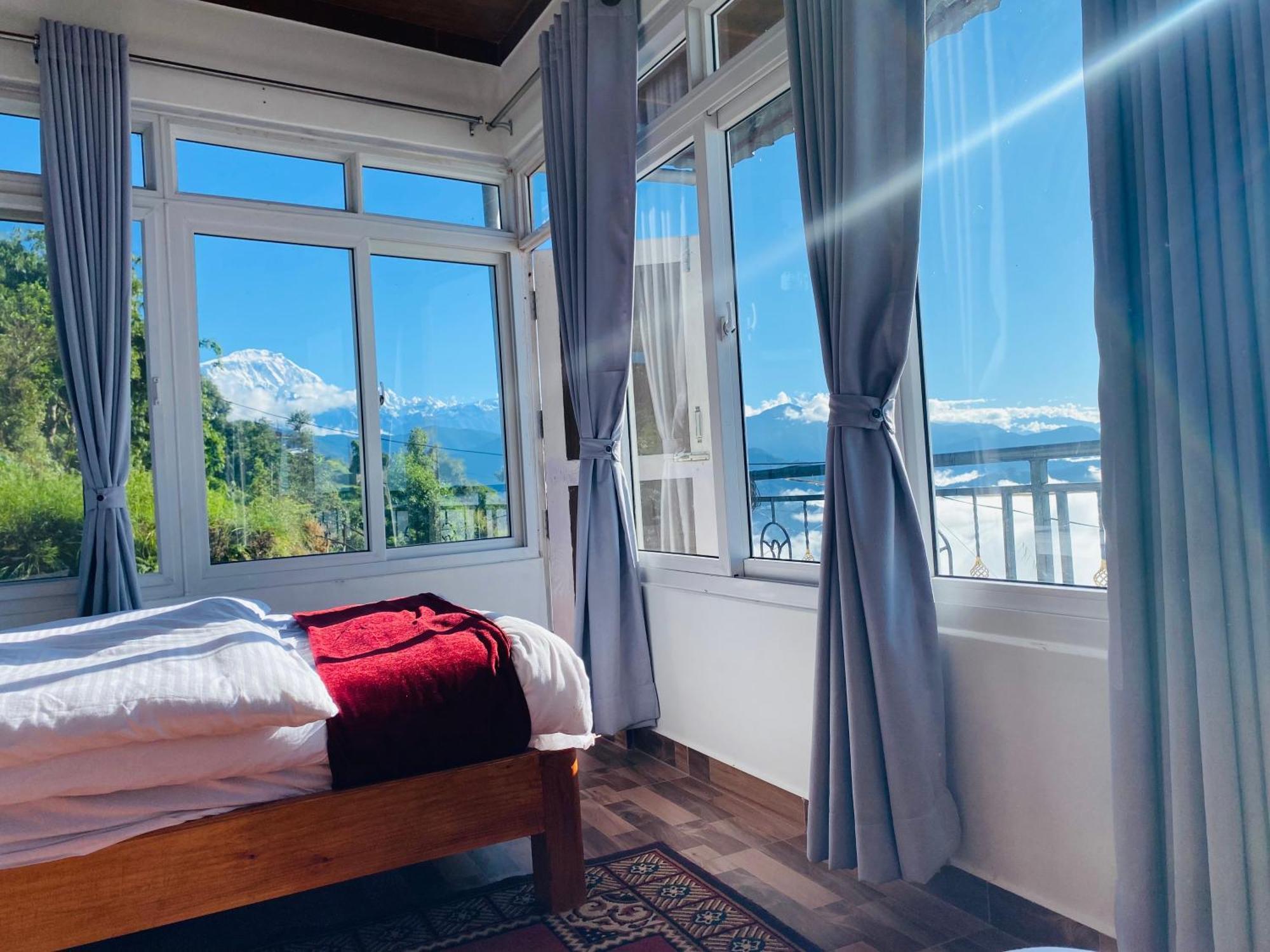 Panoramic View Guest House Sarangkot Покхара Екстер'єр фото