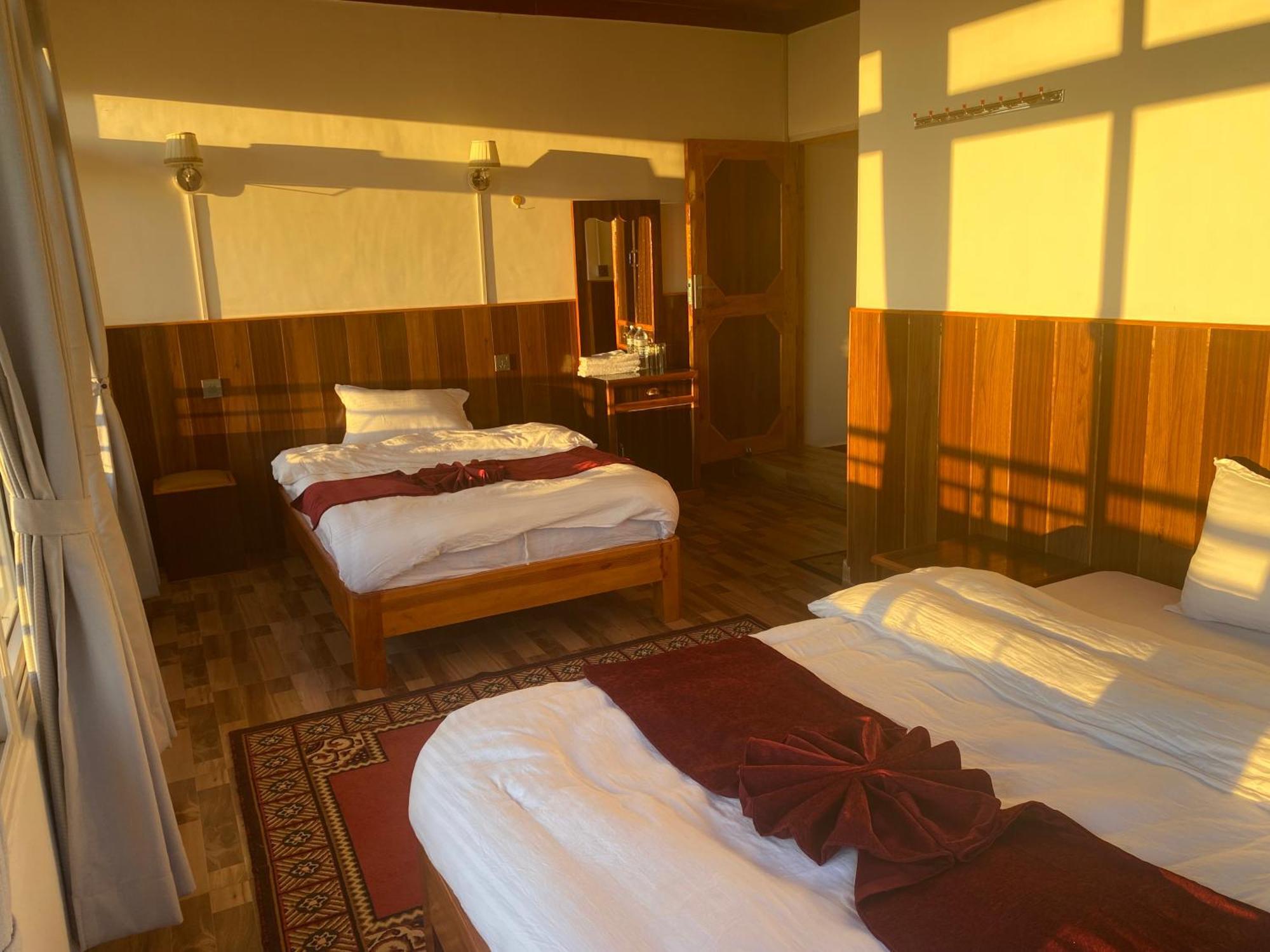 Panoramic View Guest House Sarangkot Покхара Екстер'єр фото